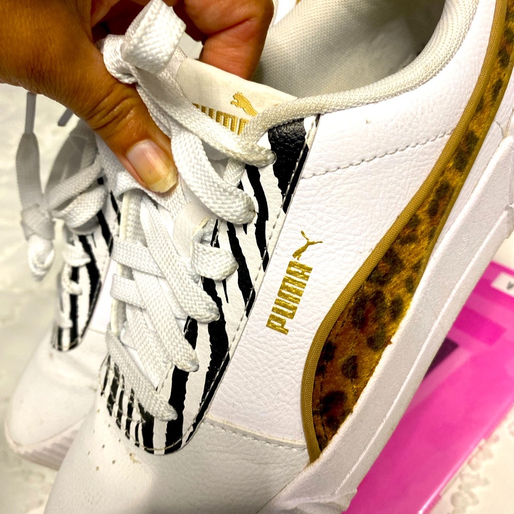 Like new Puma special addition cheetah